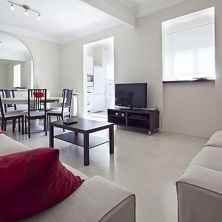 Central And Spacious Family Apartment برشلونة المظهر الخارجي الصورة